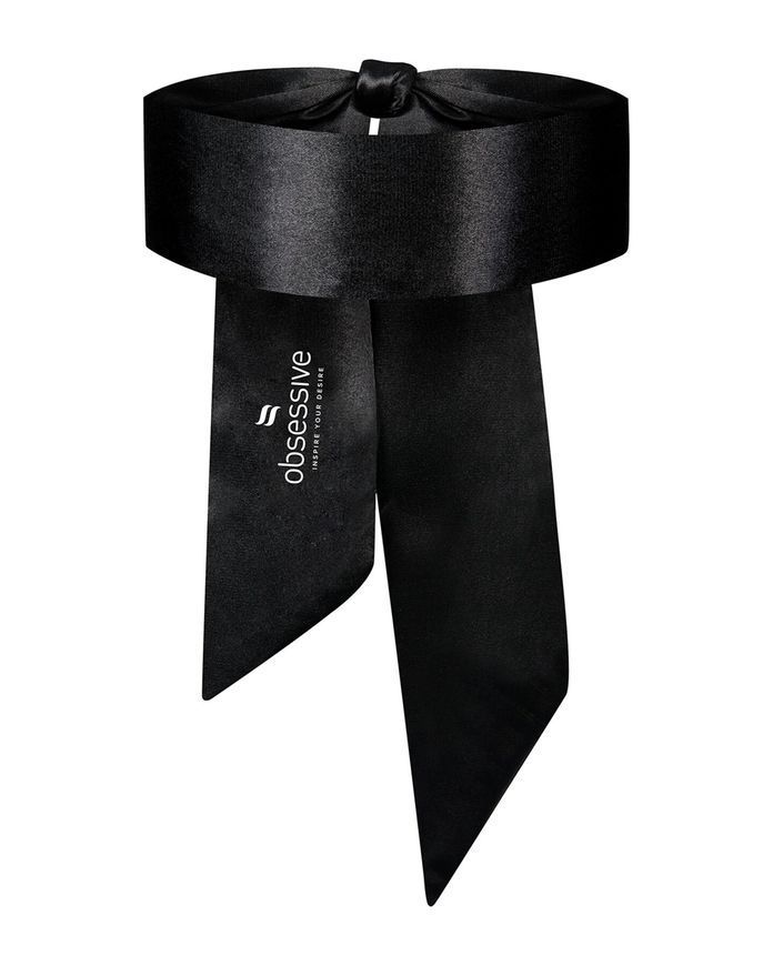 Атласна пов&rsquo;язка маска Obsessive Blindfold black One size, чорна